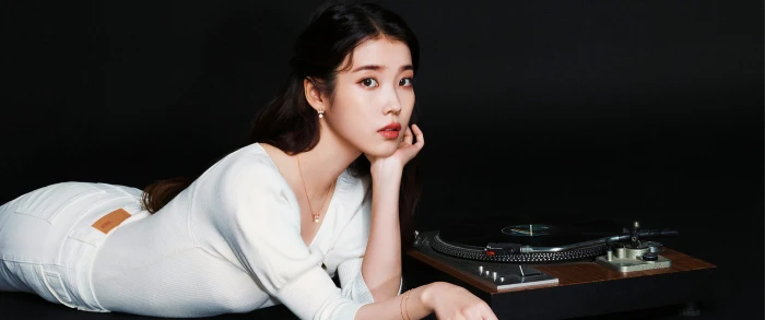 IU Korean women singer actress Lee Ji Eun 2k