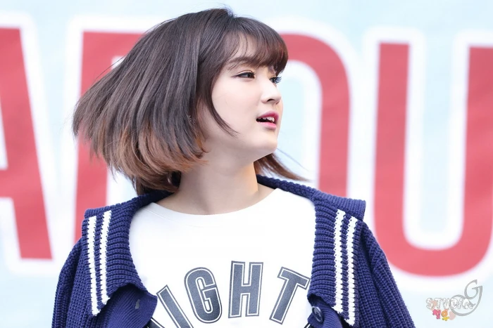 Music Korean Girl Group one person women adult beauty 2k