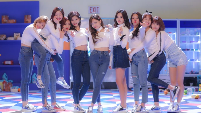 twice music group south korean band Girls 66 2k