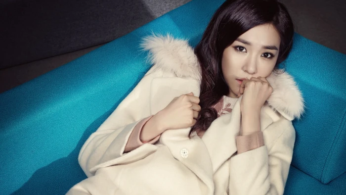 Korean couch SNSD musician Asian Tiffany Hwang Girls Generation 2k