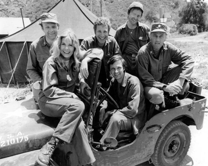 larry linville wayne rogers gary burghoff loretta swit alan alda 2k