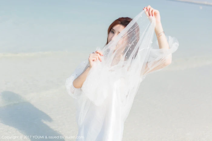 women outdoors Asian model beach 2k 4k 5k