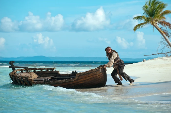 Captain Jack Sparrow coast boat Johnny Depp Pirates of the Caribbean On stranger tides 2k 4k