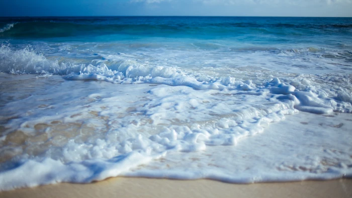 foamy waves swash sea foam seawater waterscape seascape 2k 4k