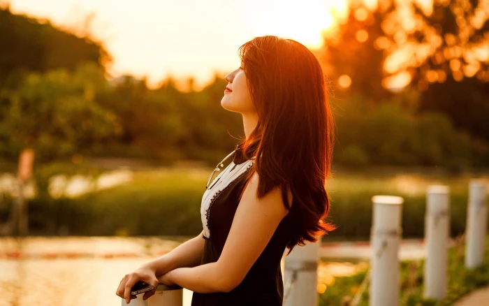 Beautiful girl sunset nature scenery photo one person hairstyle 2k 4k