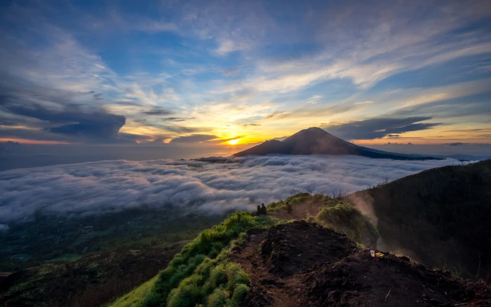 Morning Sun On Gunung Batur gunungbatur indonesia mountains 2k 4k