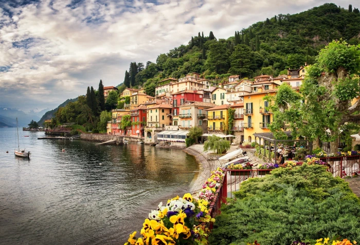 nature landscape architecture clouds water trees Italy 2k