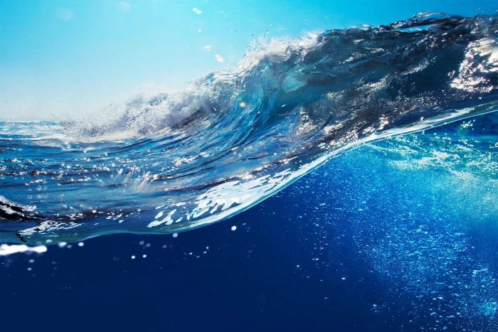 sea waves water blue sunlight bubbles underwater clear sky 2k