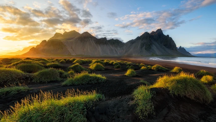 Black Sand Beach In Iceland Sunset Over Vestrahorn Batman Mountain Ultra Hd Desktop Wallpapers For Computers Laptop Tablet And Mobile Phones 28 2k 4k