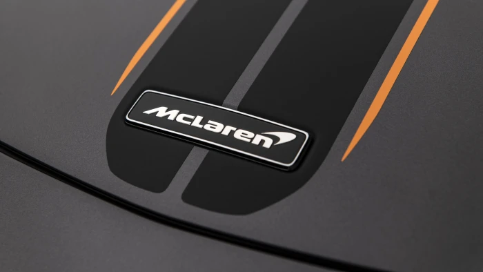 McLaren Logo text western script communication transportation 2k 4k 5k 8k