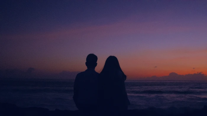 silhouette of man and woman during golden hour nature outdoors 2k 4k 5k