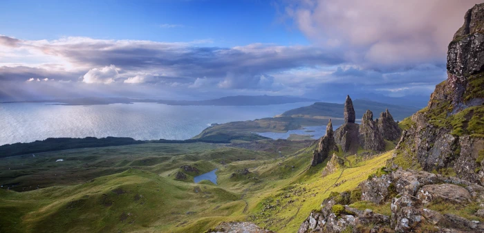 mountain view near sea Scotland Isle of Skye old man Storr 2k 4k 5k