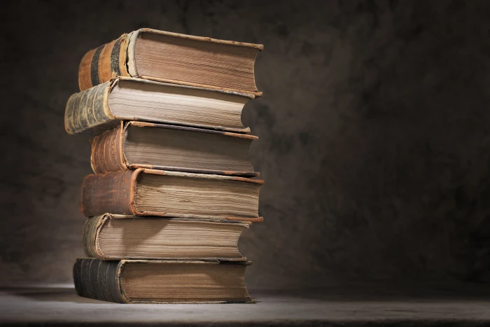 brown books macro table blur stack vintage bokeh chic 2k 4k 5k