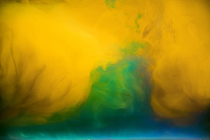 green and yellow paint splatter abstract art blur water color 2k