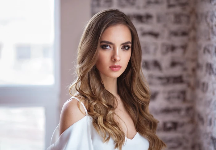 brunette portrait face model bare shoulders women depth of field 2k