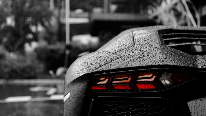 rain water drops Lamborghini car Aventador 2k