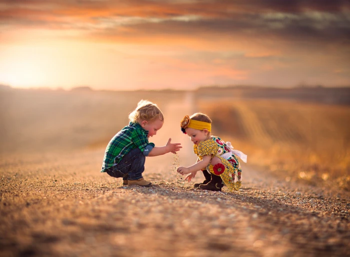 Small boy and girl on road smile bokeh 2k