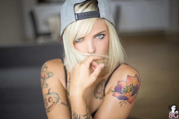 Spicy Suicide inked girls bare shoulders tank top blonde 2k