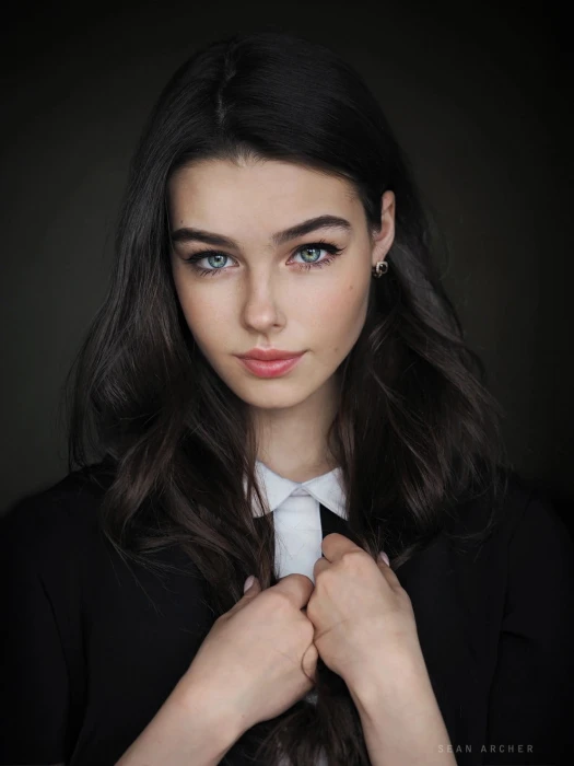Sean Archer brunette Bogdana looking at viewer face women