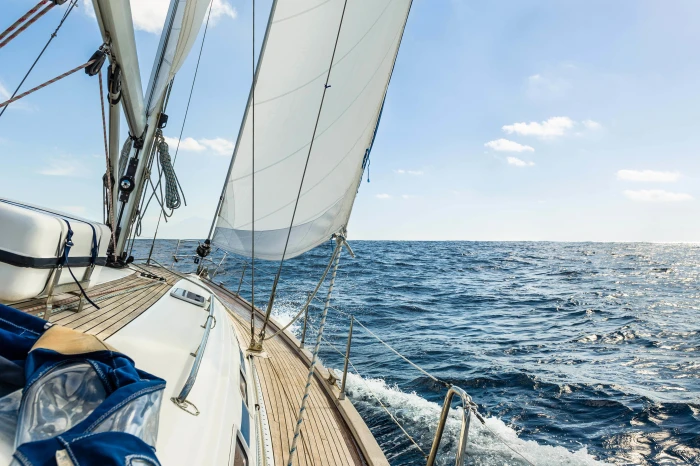 white and brown boat sea wave the sky squirt wind stay 2k 4k 5k