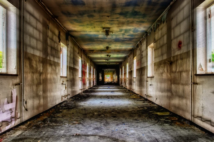 dirty empty hallway floor gang inner lost places 2k 4k 5k