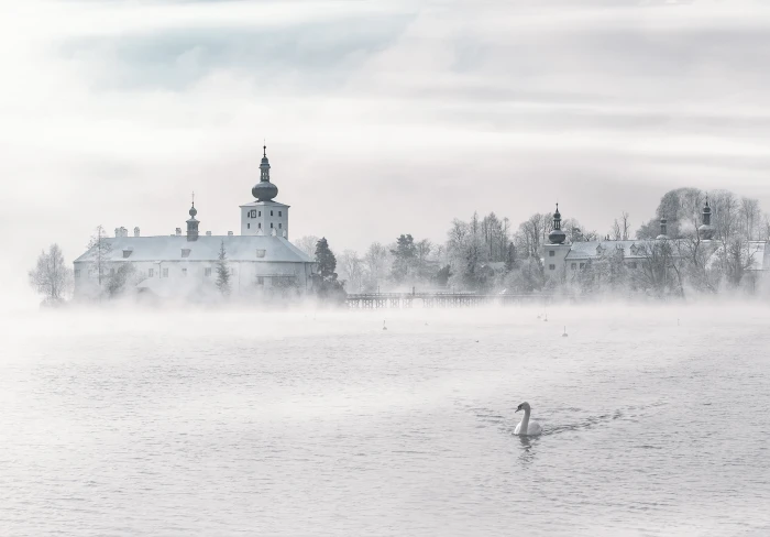 gmunden castle venue swan lake traunsee water waters 2k 4k