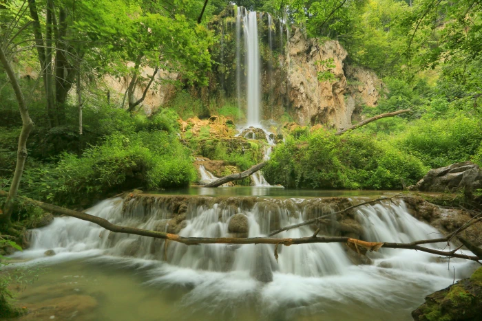 timelapse photography of waterfalls falling spring va 2k 4k 5k