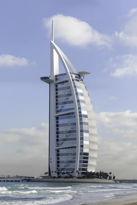 Photo f Building In The Middle Of Ocean architecture beach 2k 4k 5k