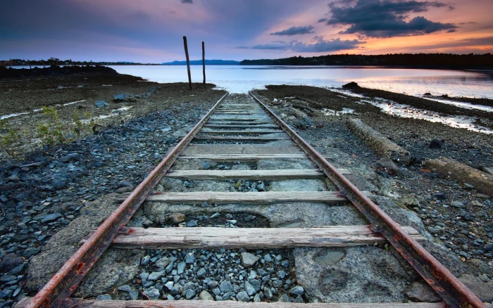 Tracks to Nowhere 2k