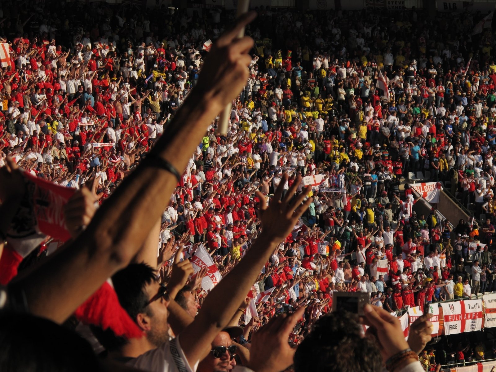 england world cup fans premier league at the stadium 2k