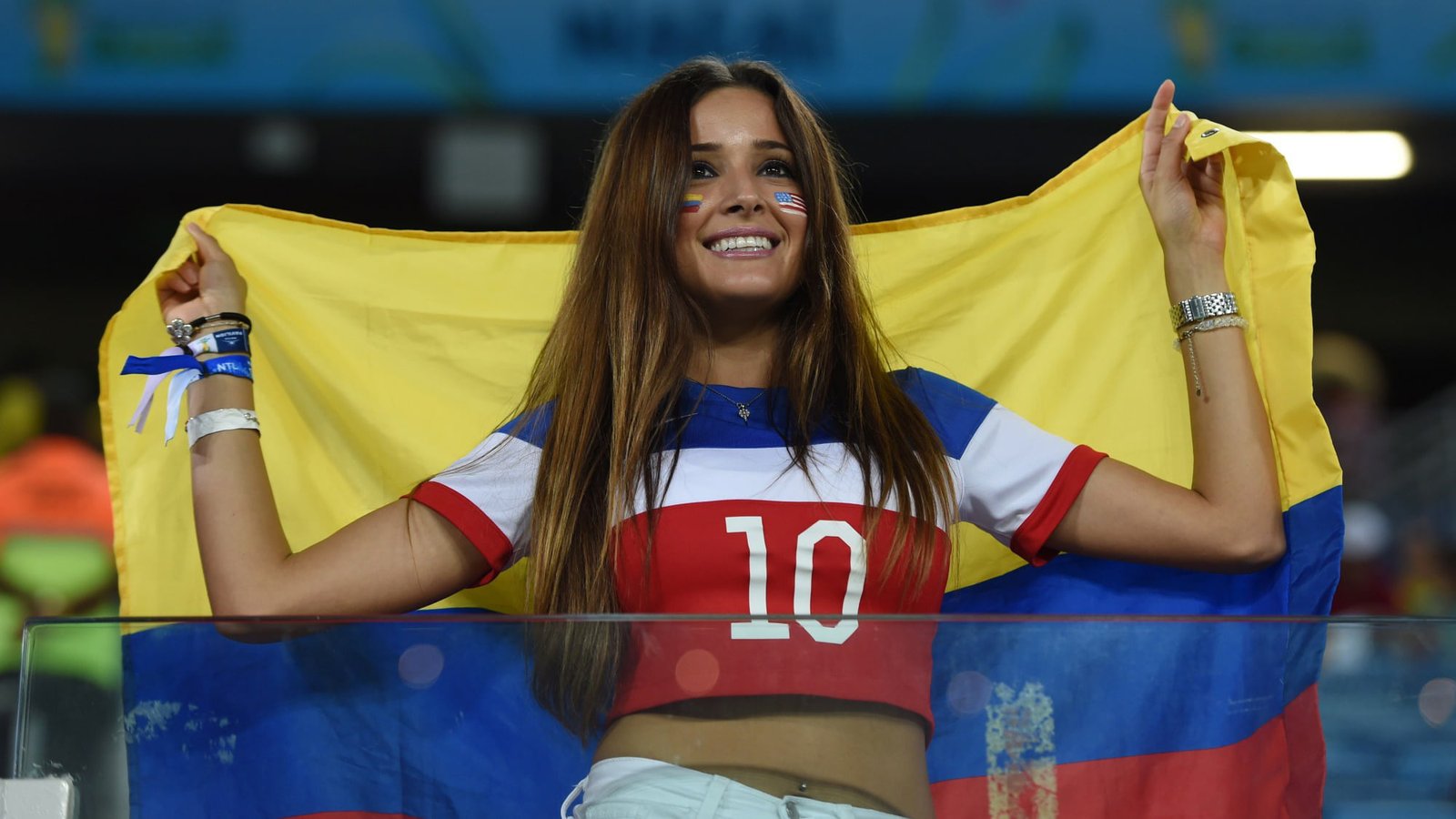 FIFA World Cup women smiling Colombia long hair Latinas 2k