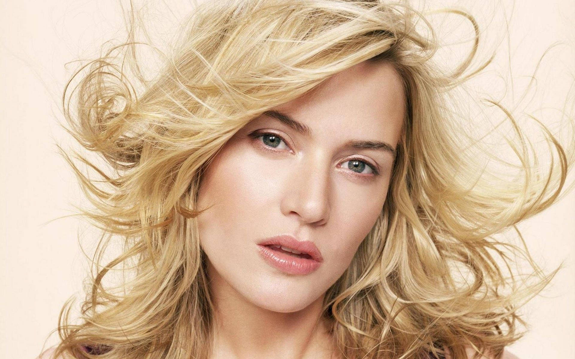 kate winslet fine golden blonde hair actress hollywood