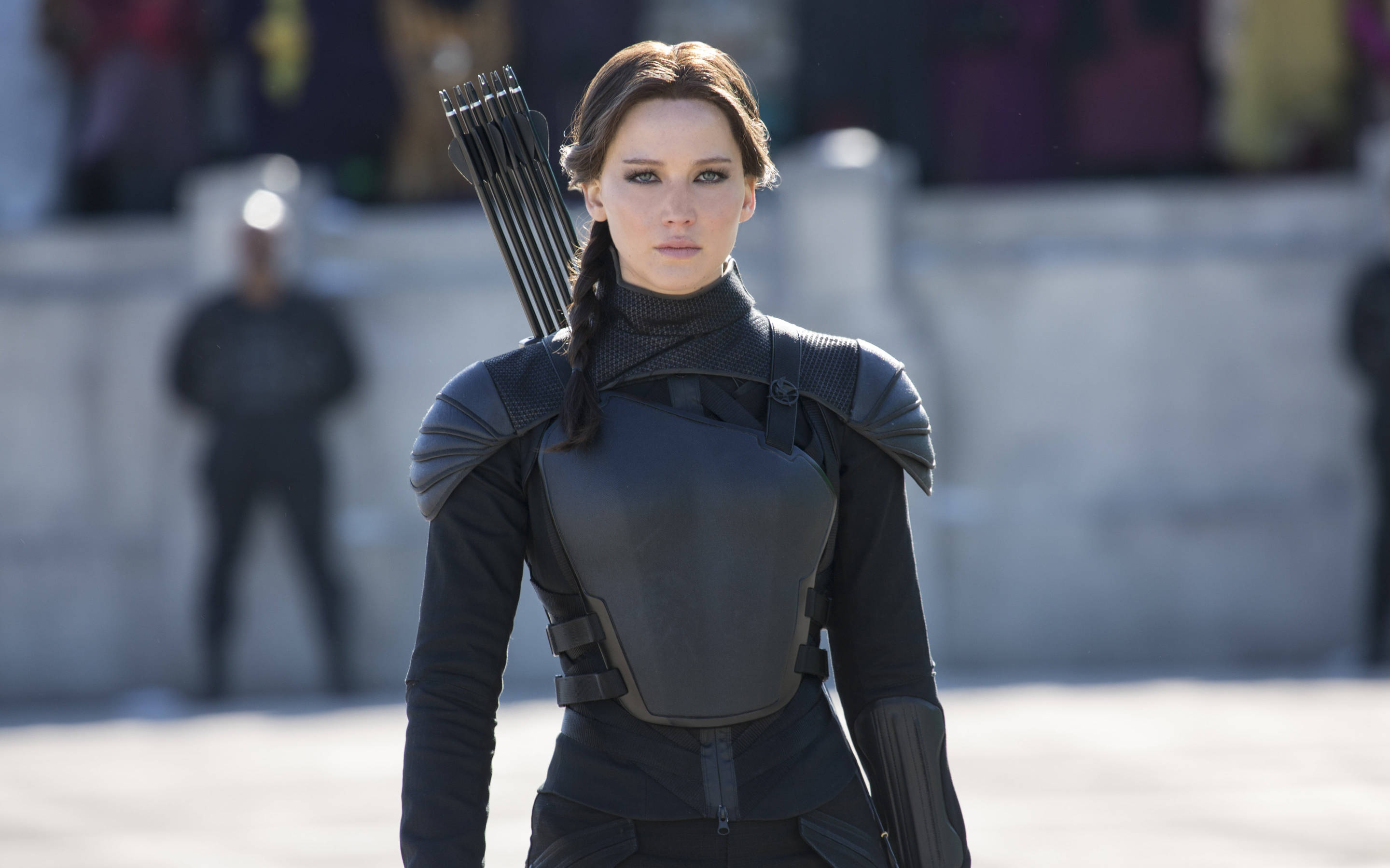 jennifer lawrence with bow and arrow actress hollywood 2k