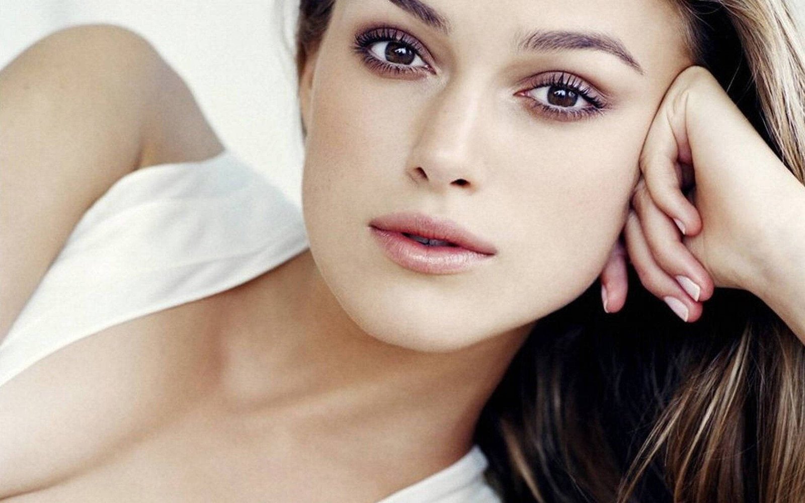 keira knightley white dress close up actress hollywood