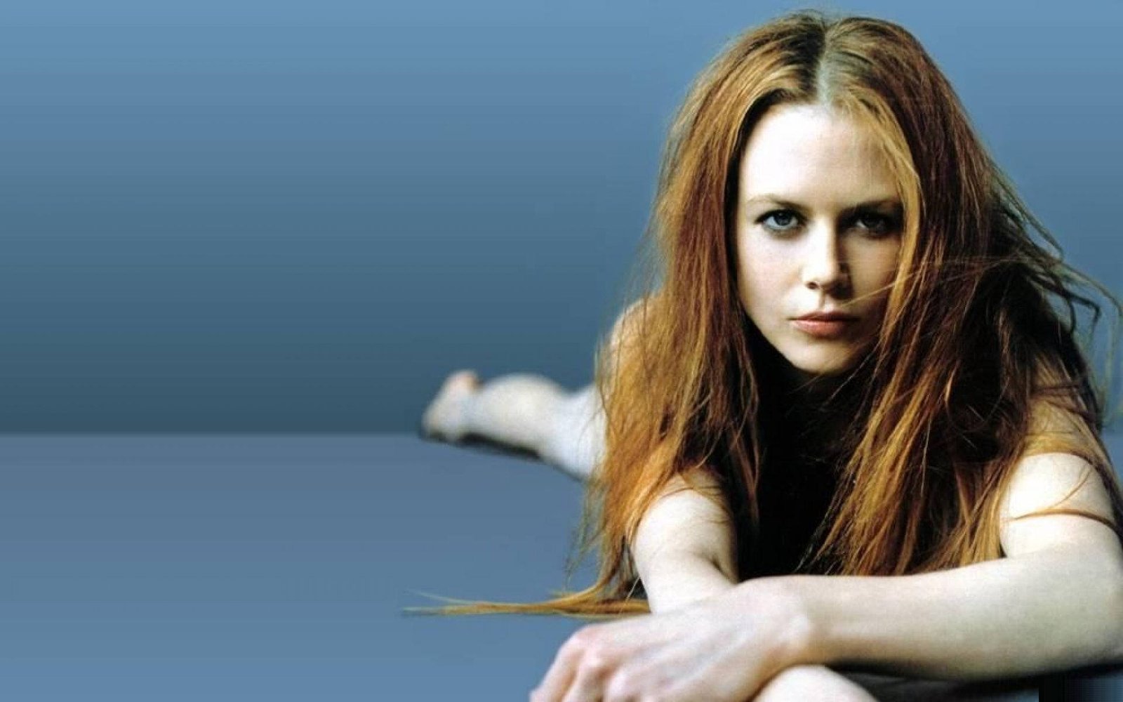 nicole kidman lying on the floor actress hollywood
