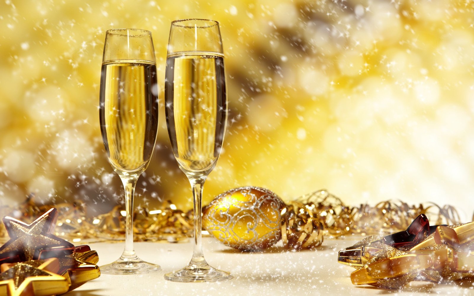 clear toast glasses Christmas New Year ornaments 2k