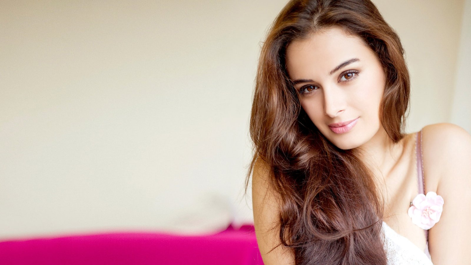 Actress Evelyn Sharma HD women's white spaghetti strap top celebrities