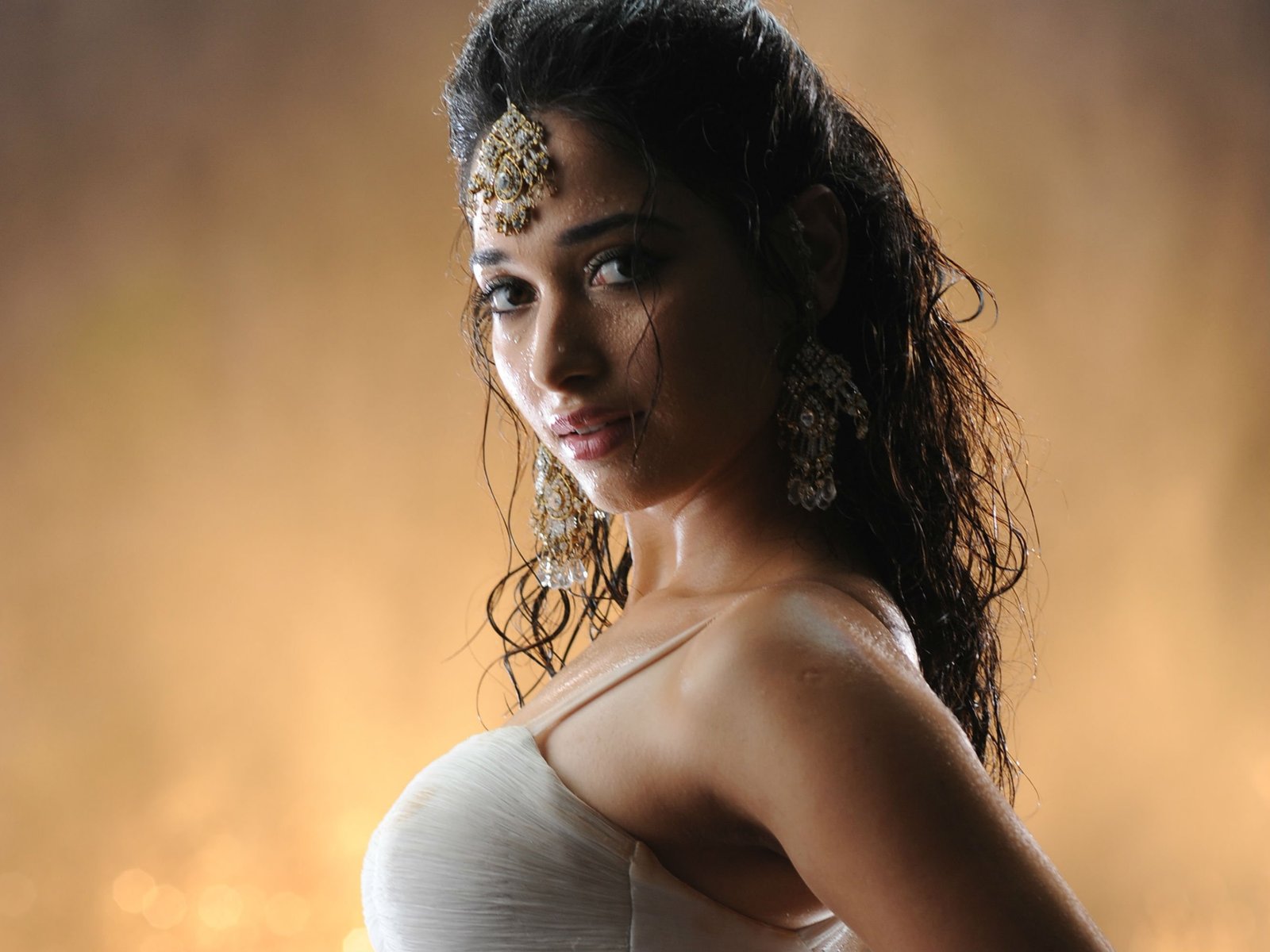 actress babe bhatia bollywood model tamanna 18 2k