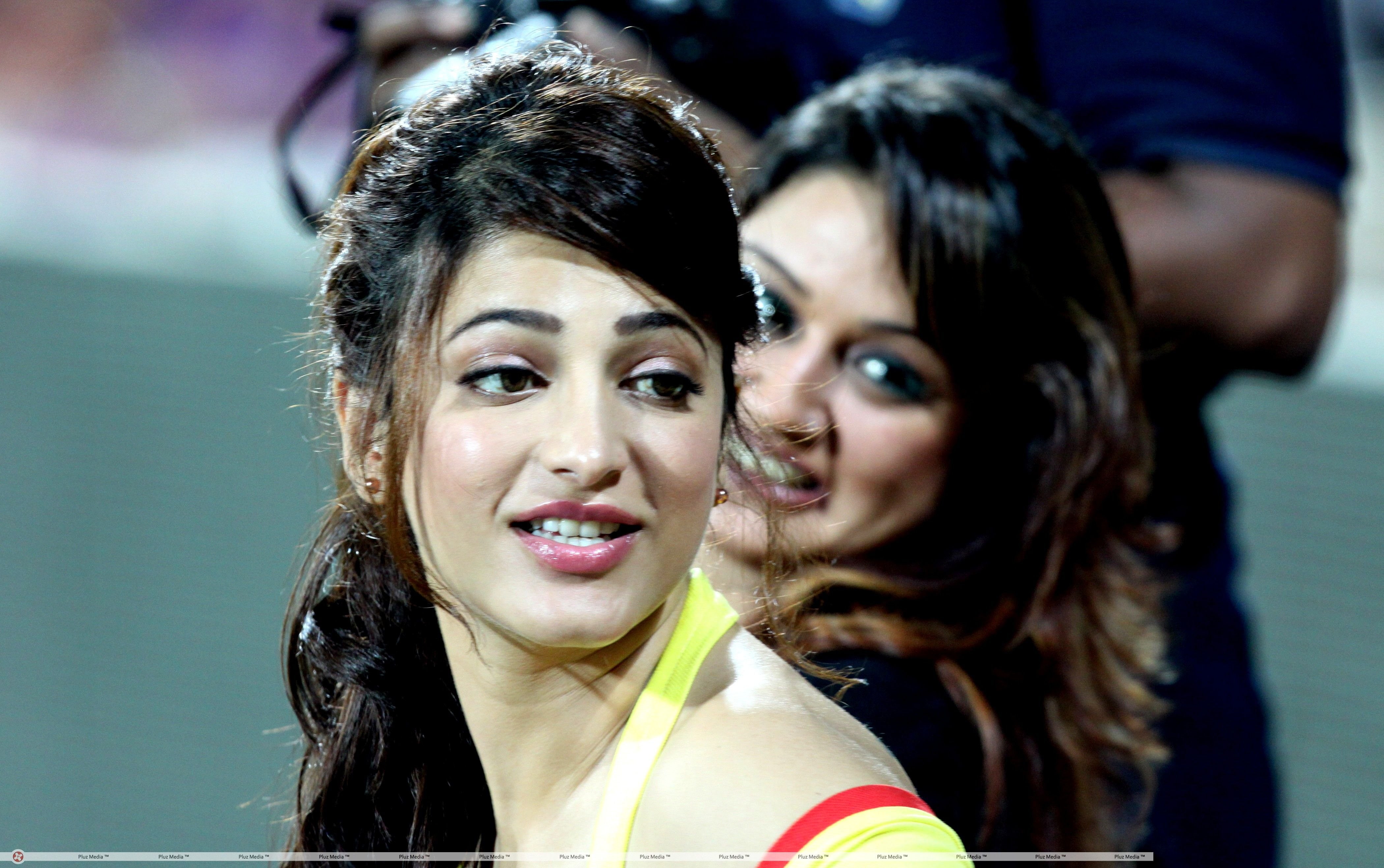 actress babe bollywood hassan indian model shruti singer 2k 4k