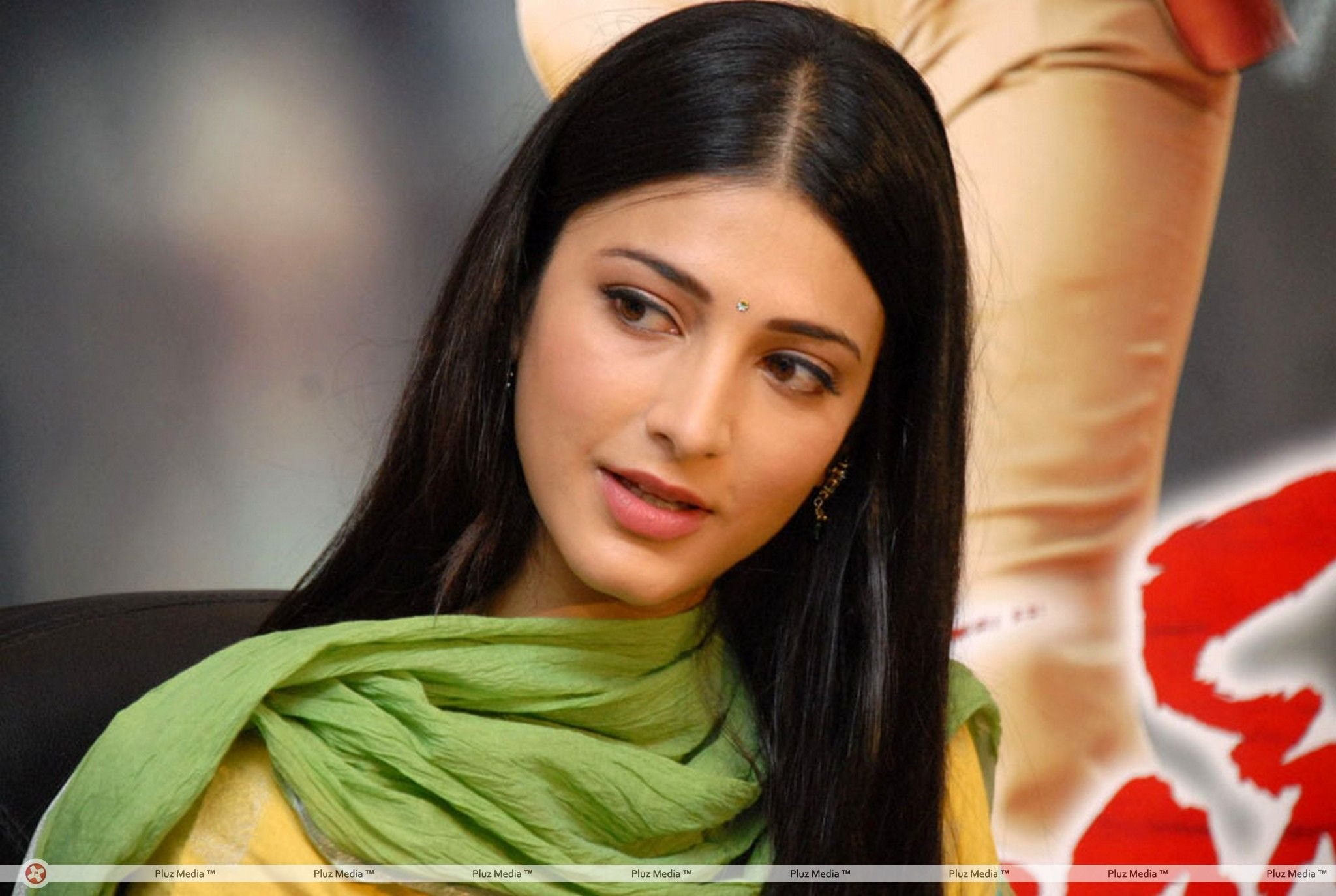 actress babe bollywood hassan indian model shruti singer 2k