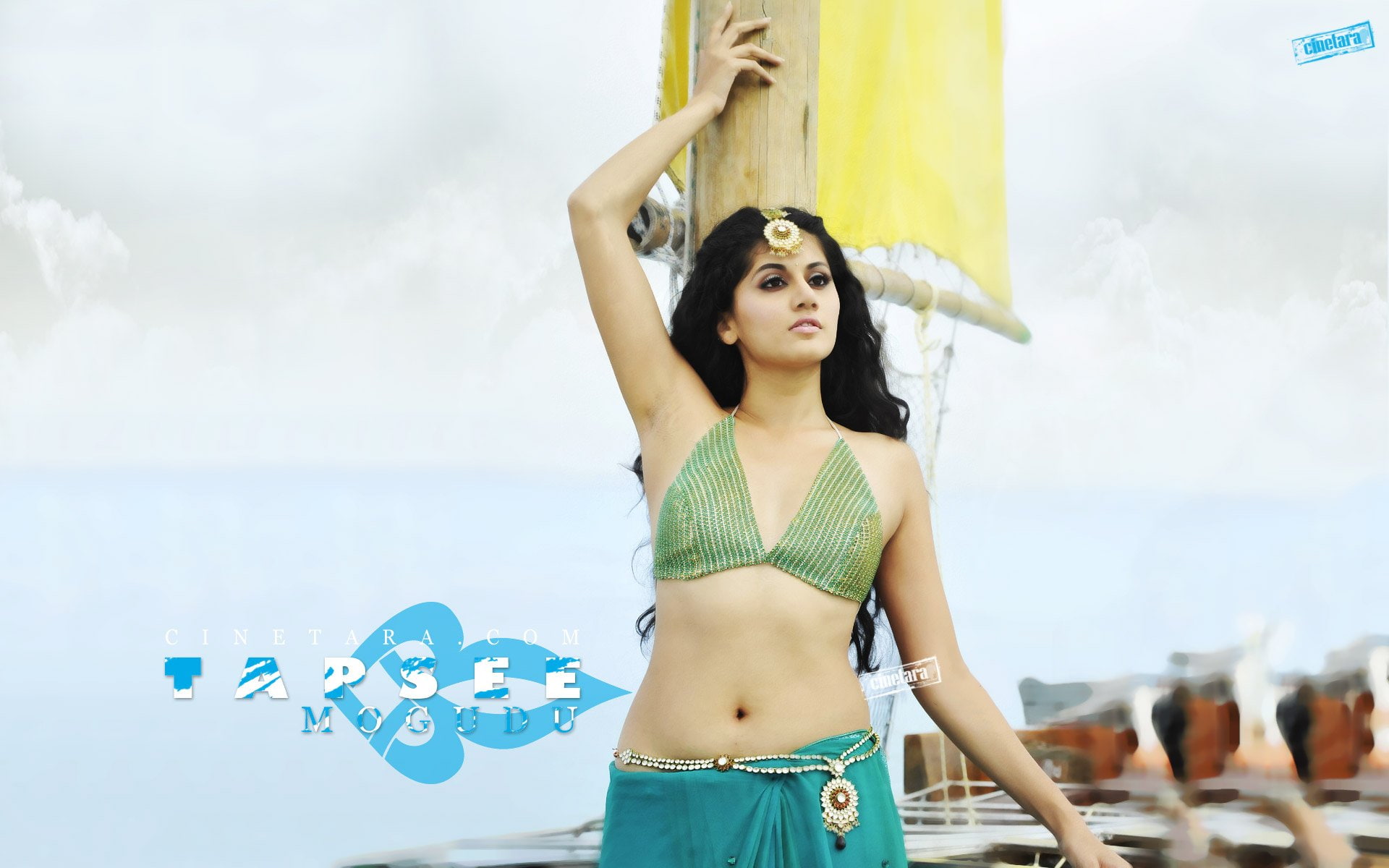 actress babe bollywood model tapsee