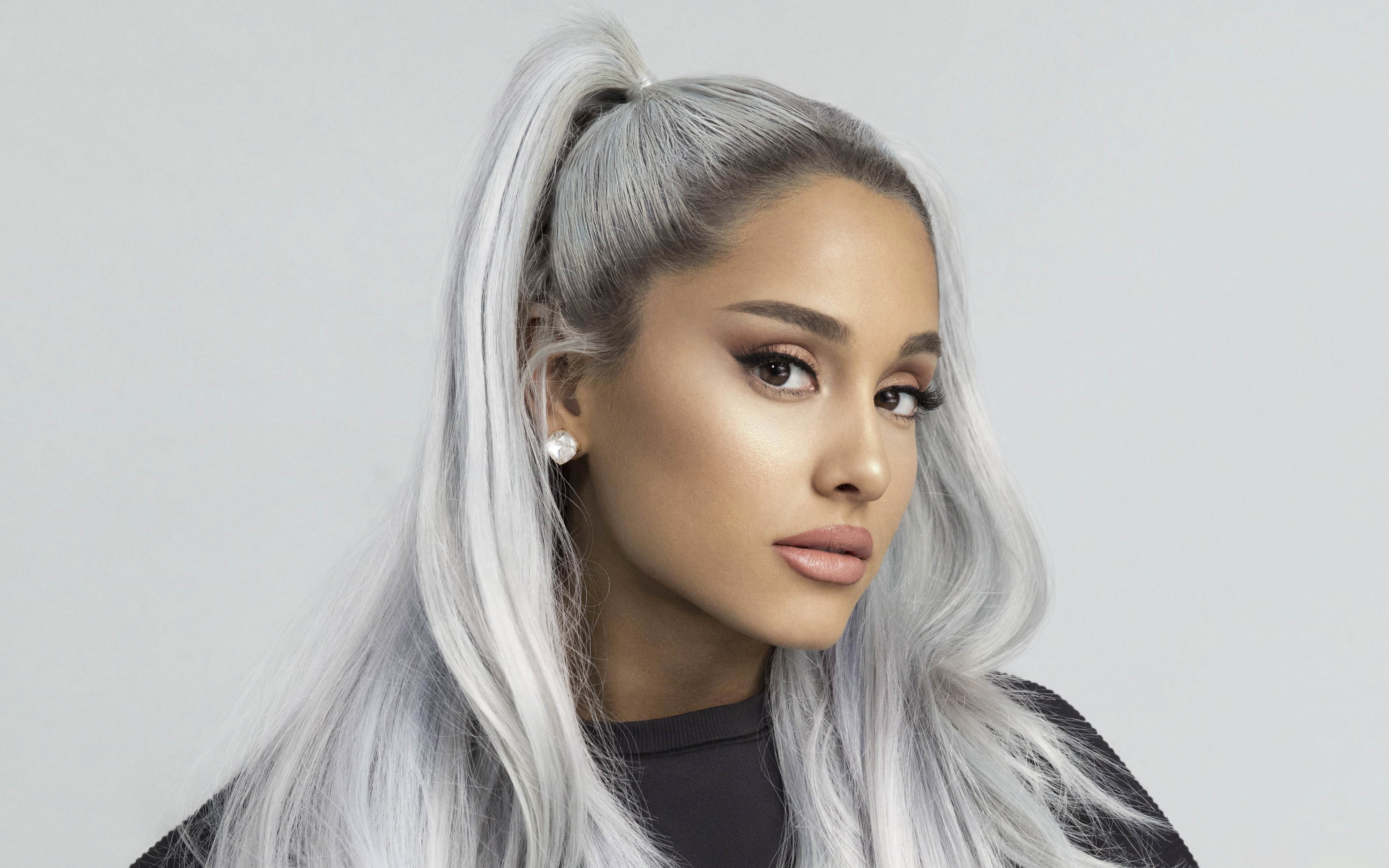 actress blonde Ariana Grande 2k