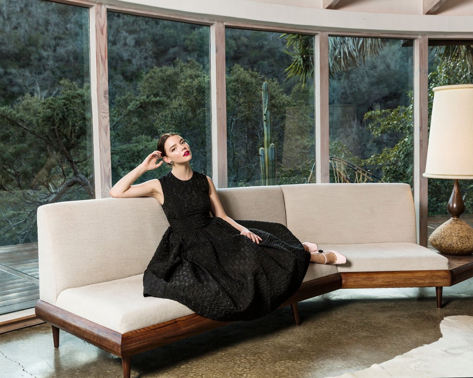 Actresses Anya Taylor Joy American Black Dress Brunette