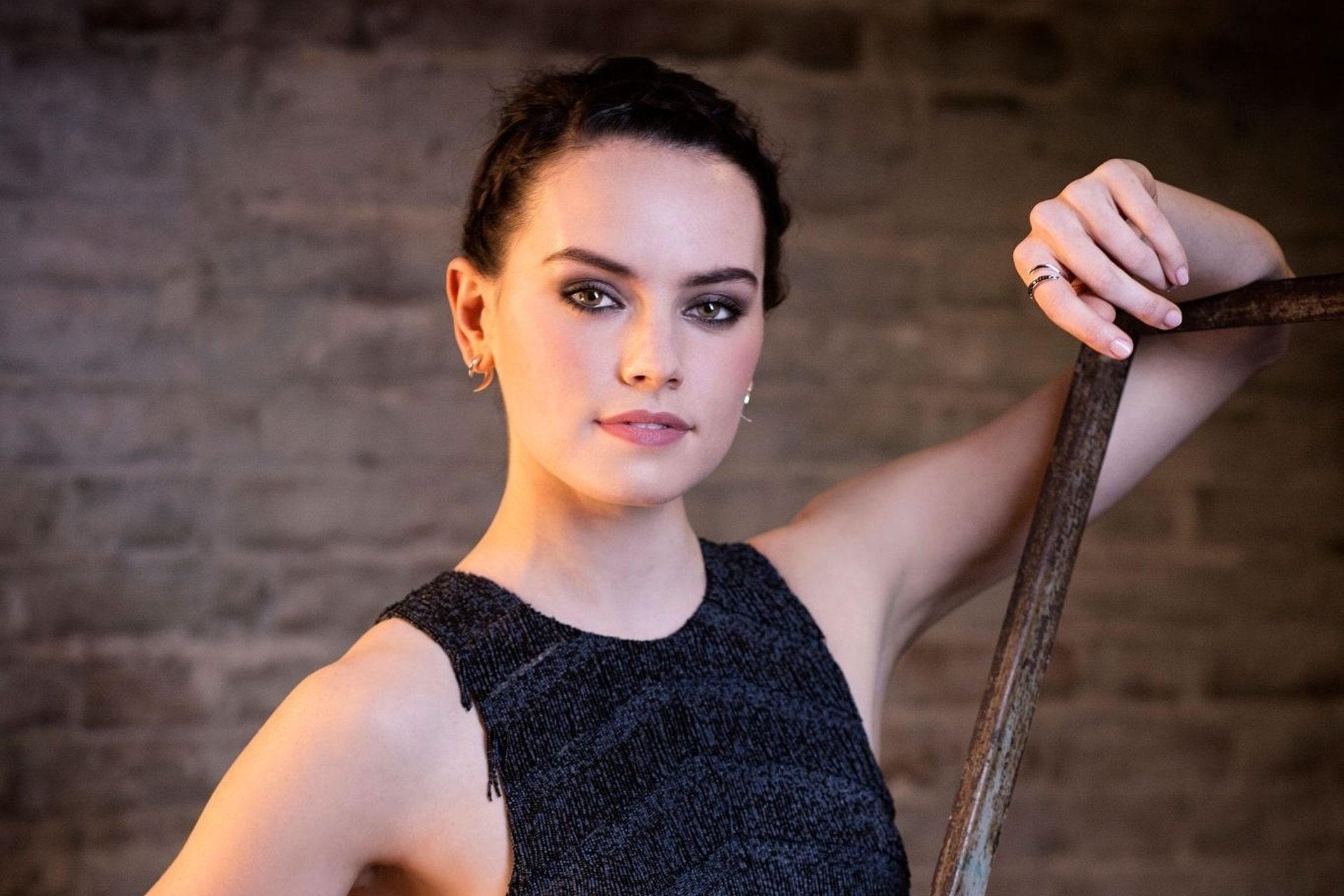 Actresses Daisy Ridley Brown Eyes Brunette