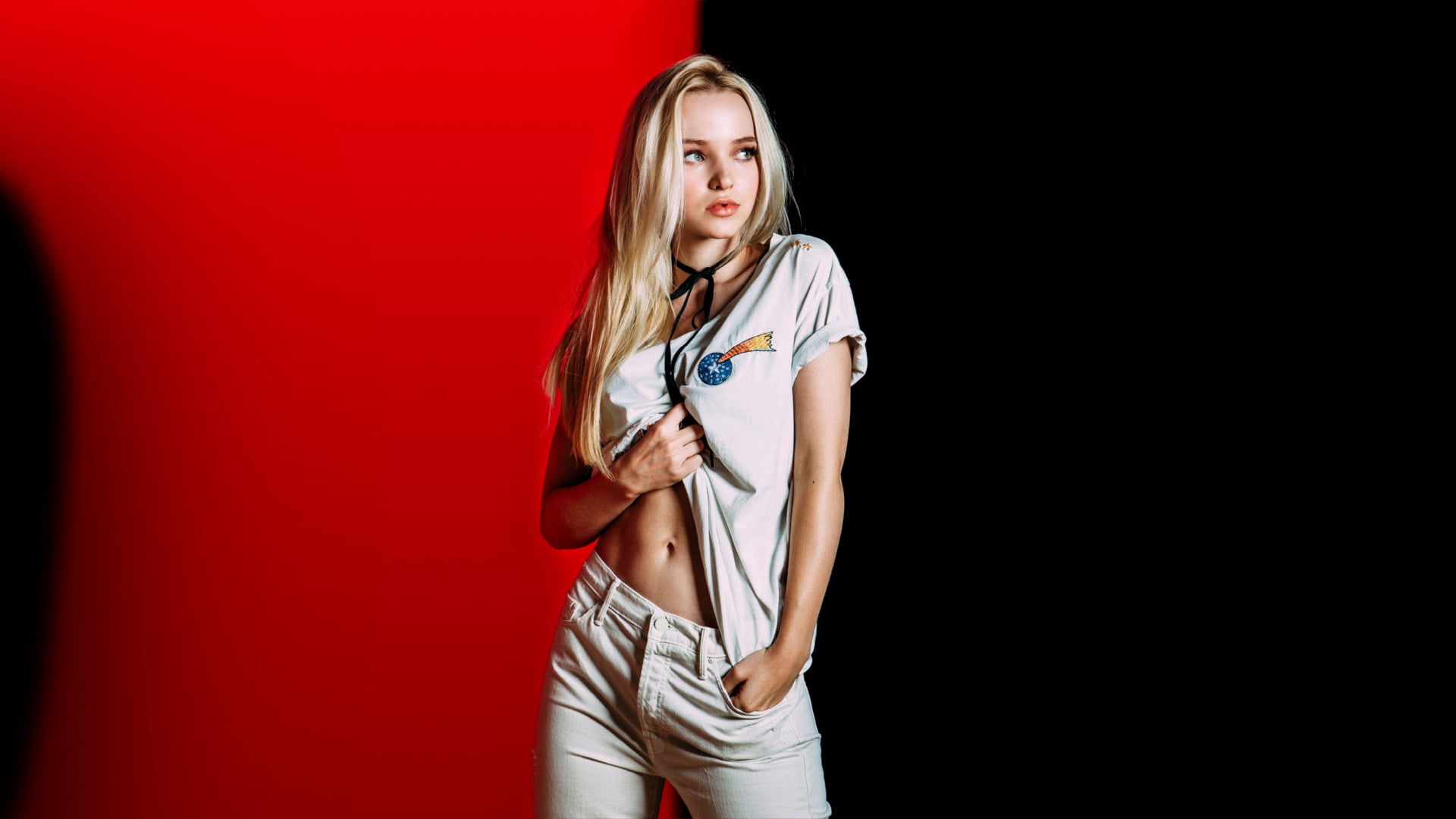Actresses Dove Cameron Blonde Girl Long Hair Model Woman