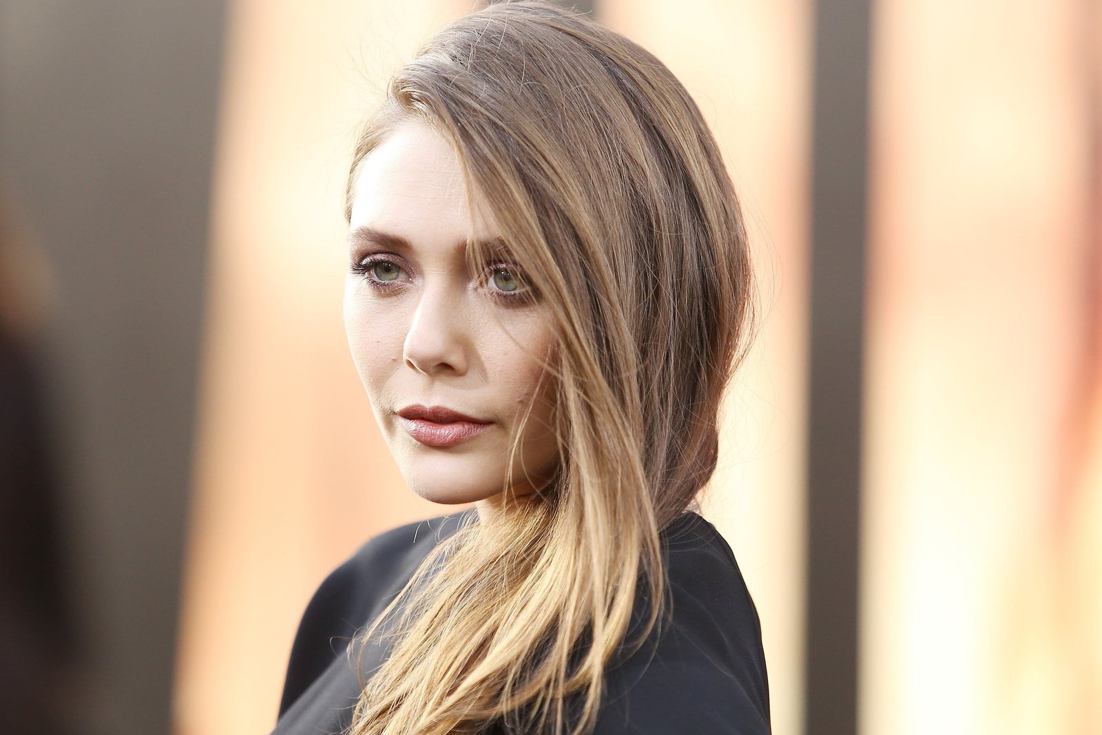 Actresses Elizabeth Olsen American Blonde Green Eyes 2k
