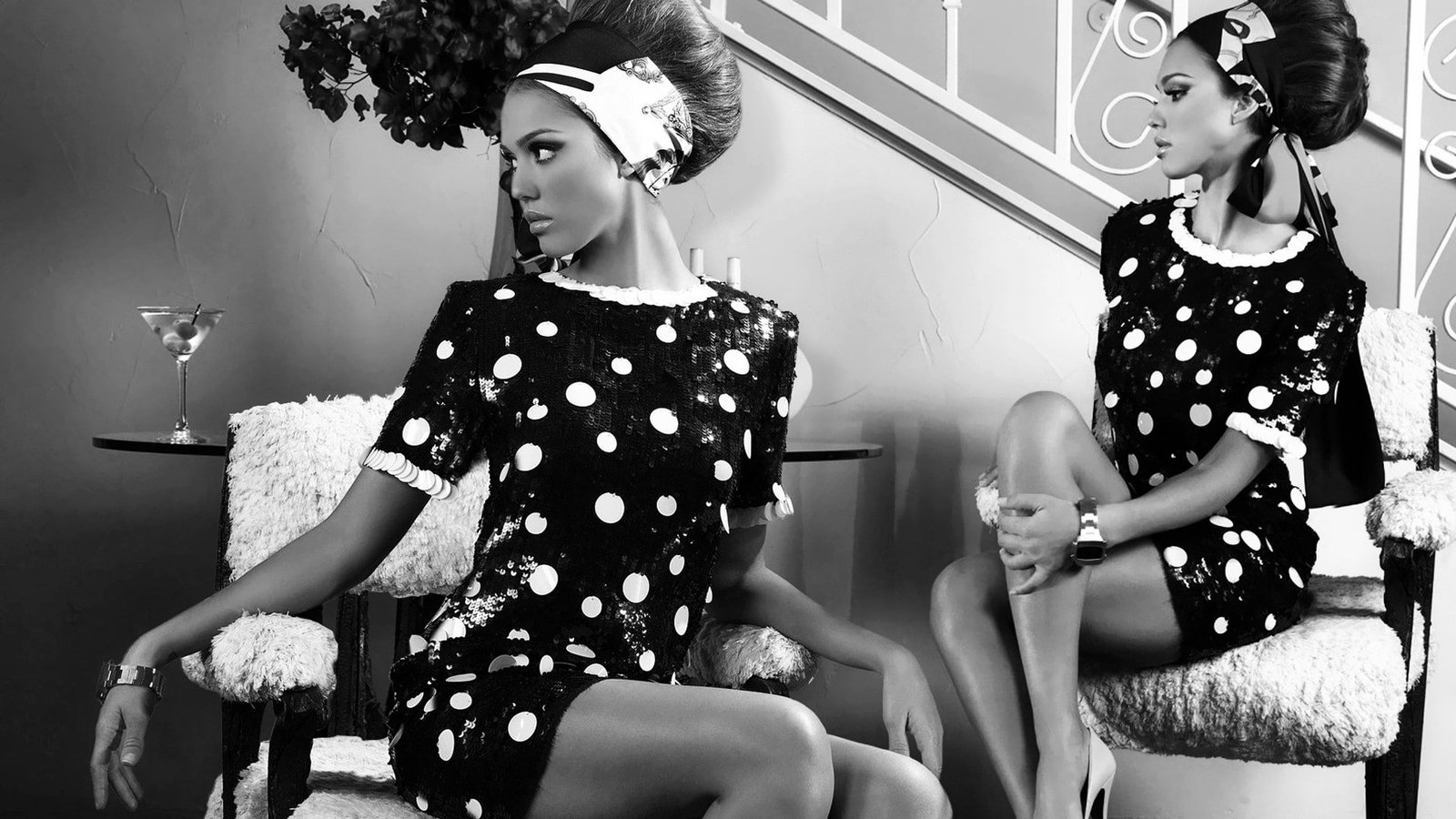 actress polka dots monochrome chair Jessica Alba fashion