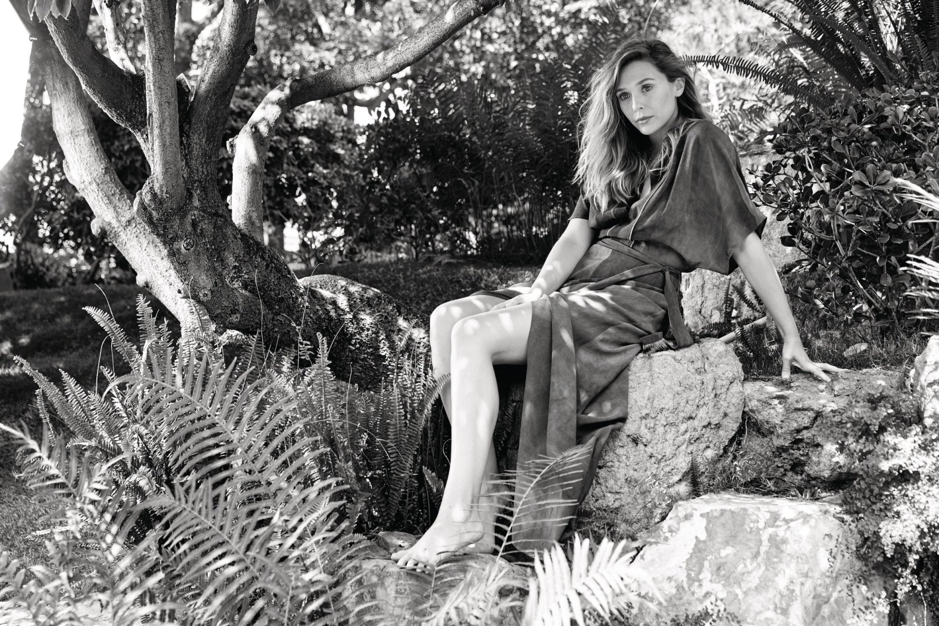 Actresses Elizabeth Olsen Black amp; White Monochrome