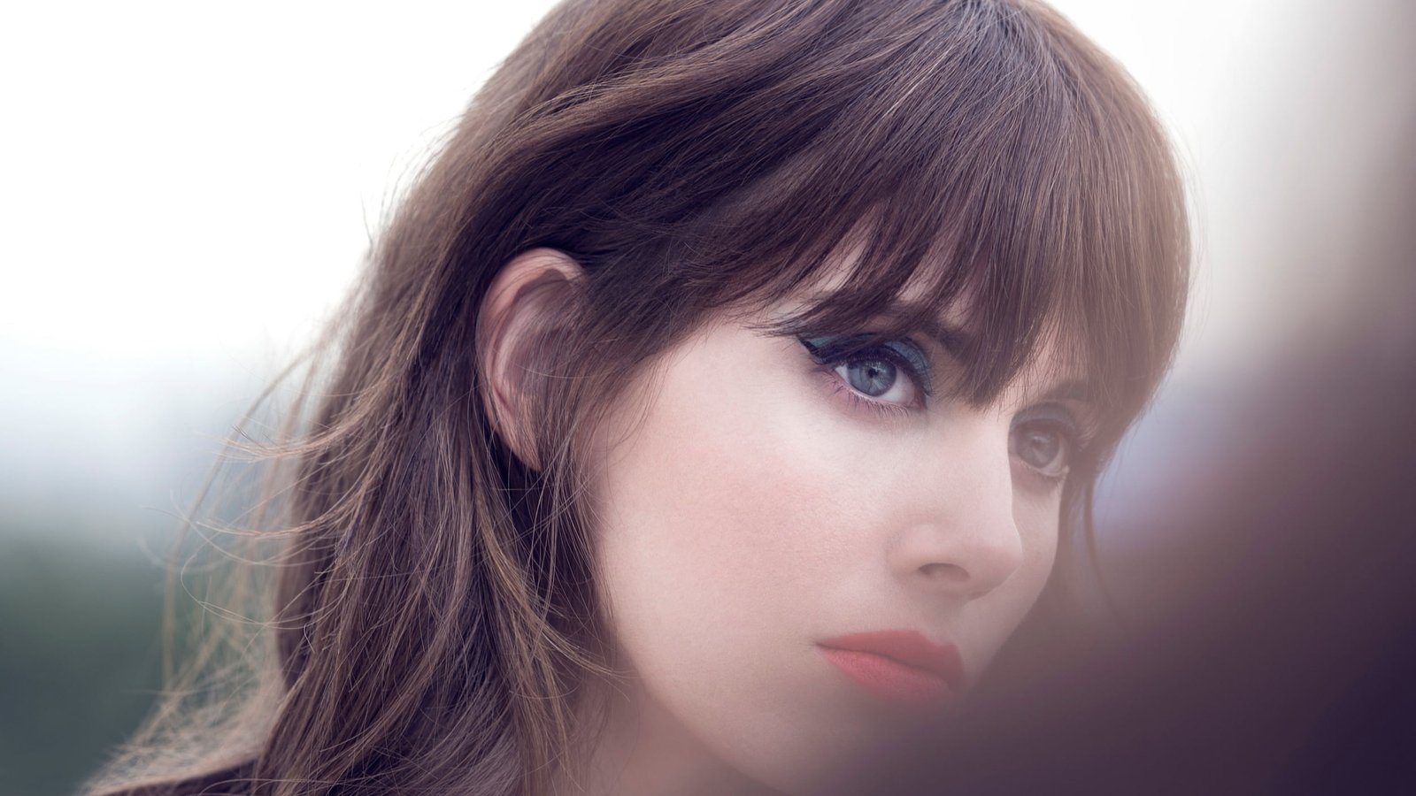 actress women Alison Brie headshot portrait one person 2k