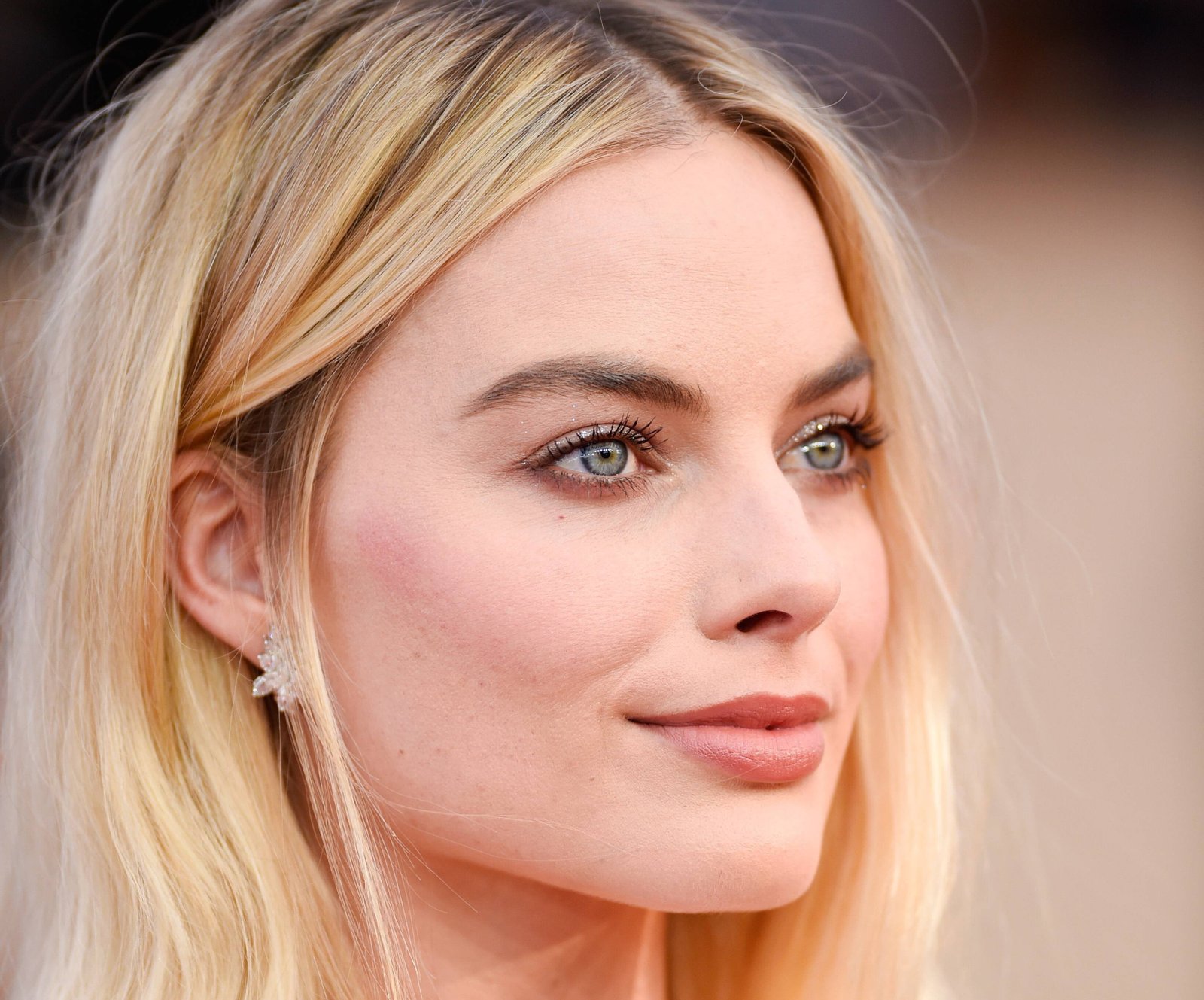 Actresses Margot Robbie Australian Blonde Close Up Face 2k